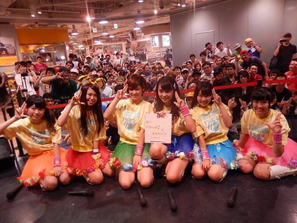 KOBerrieS 阪神タイガース「TORACO」衣装を盛り上げて下さった皆さんありがとうございました！神戸から六甲颪を吹かせる作戦大成功！ほんまおおきに！これからも阪神タイガースとKOBerrieS♪をよろしくお願い致します(^^) 