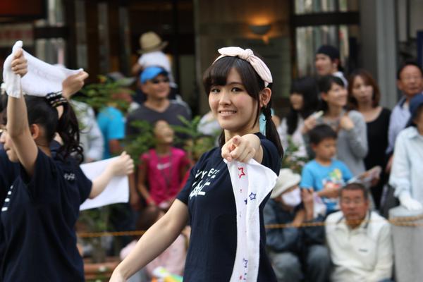 KOBerrieS かっこ可愛い指さしかなちゃん！！！第45回神戸まつりおまつりパレード#KOBerrieS 