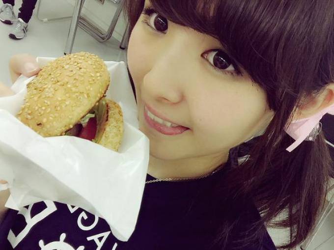 ひょうごバーガー博覧会にお越し下さったみなさん、ありがとうございました🙋
久しぶりの淡路島、楽しかったなぁ〜😊❤︎

かなは神戸牛のバーガー食べたよ😋 みんなは何食べた？ 
