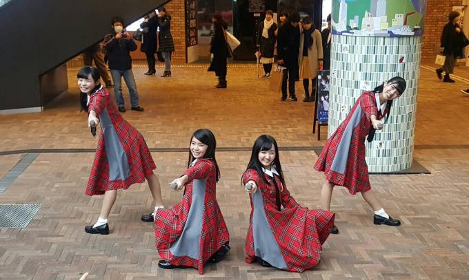 神戸国際会館前階段広場
KOBerrieS ♪1部！ https://t.co/FfHSl9k4I4