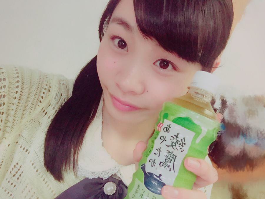 KOBerrieS 綾鷹を飲もう🍵うん。いただきます🙏💨💨💨 https://t.co/X8tk0ymSlg  #CHEERZ https://t.co/PEBzhoicO3