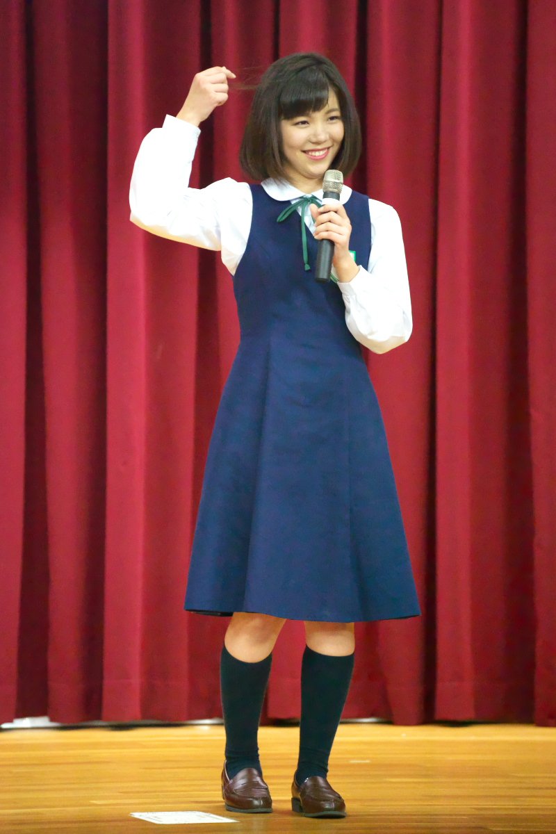 KOBerrieS KOBerrieS♪　8thシングル『F or L』リリースイベント（2018/3/3　神戸市長田区・ふたば学舎）（3/5）KOBerrieS♪としての初ステージであるにもかかわらず堂々としたパフォーマンスでした。#KOBerrieS♪　#花城沙弥 さん　#さーや https://t.co/yYeGRVouIy