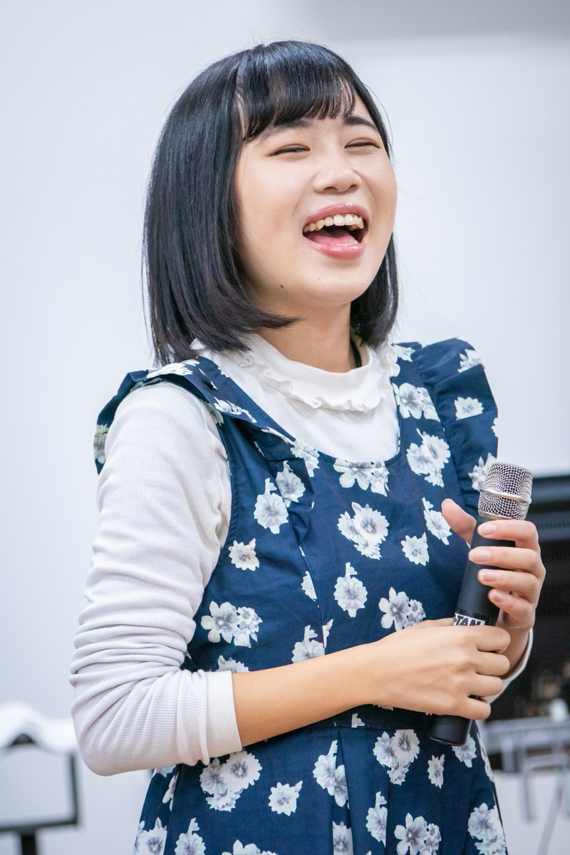 KOBerrieS 2018/12/9 神戸新長田 歌居屋SPライブ  KOBerrieS♪ 推しに会うときのために買ったという私服がかわいかったです。しかしゆりちゃんの推しと推し被りになると敵視されるので気をつけないと！笑 髪も短くなってどんどんかわいくなってます。 #小形優莉 #ゆり https://t.co/NwL39Vd9kJ