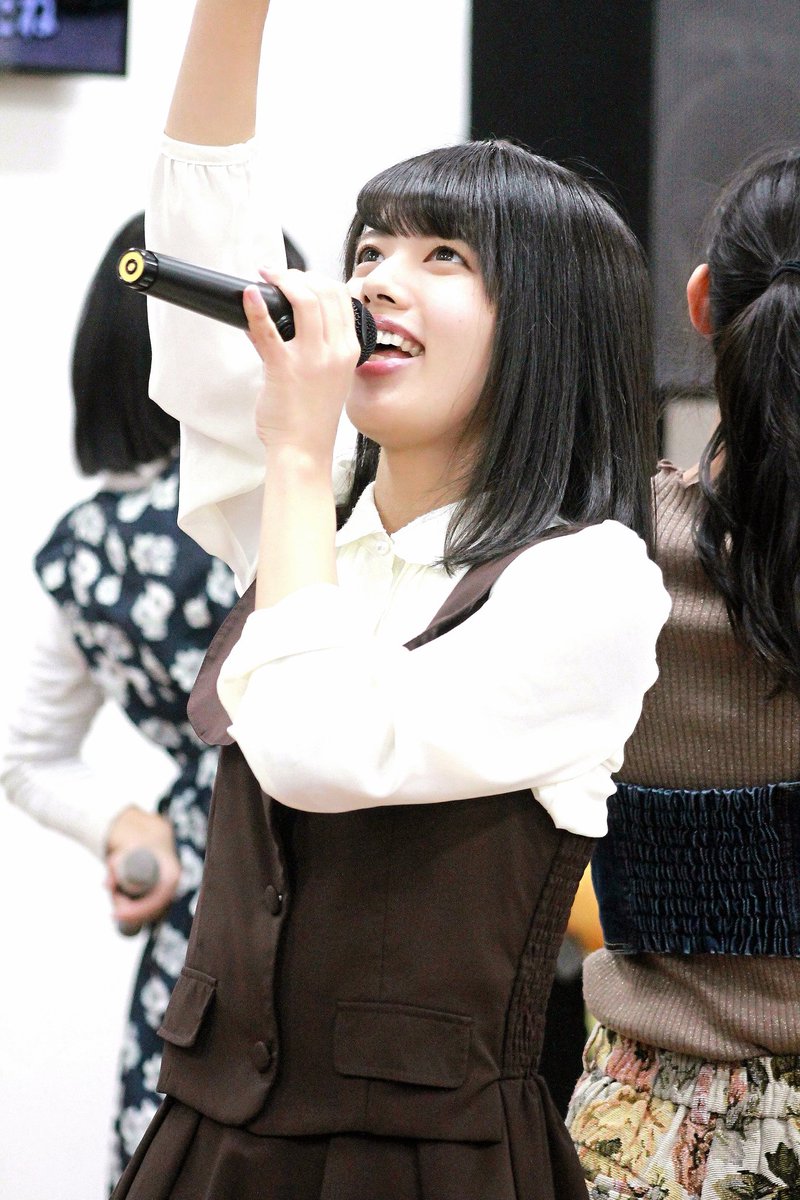 KOBerrieS 昨日楽しかった歌居屋さんライブKOBerrieS ♪ はるる！昨日ははるちゃん可愛い過ぎた❗#KOBerrieS #岡野春香#歌居屋 https://t.co/bGe8oI6jKk