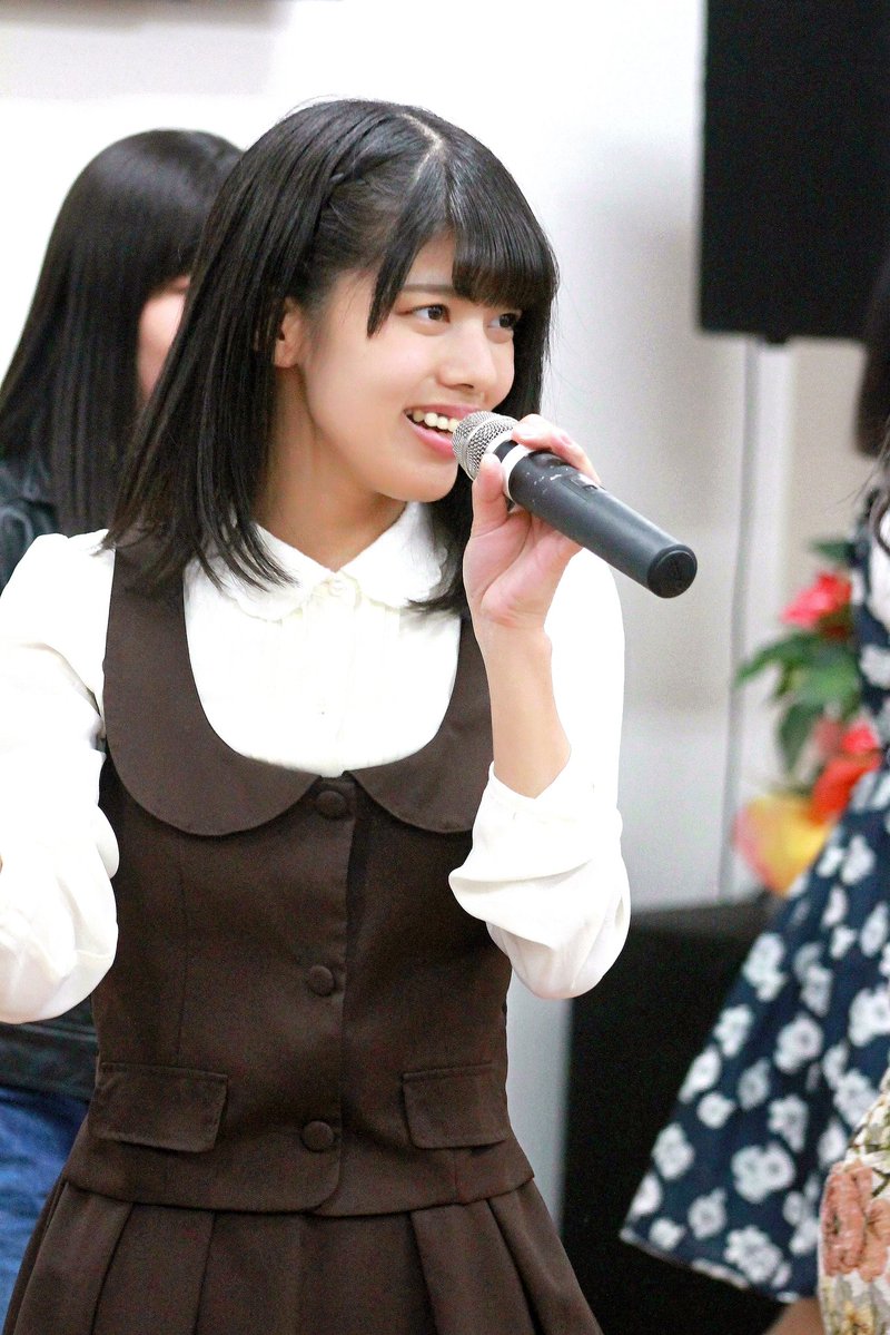 KOBerrieS 昨日楽しかった歌居屋さんライブKOBerrieS ♪ はるる！昨日ははるちゃん可愛い過ぎた❗#KOBerrieS #岡野春香#歌居屋 https://t.co/bGe8oI6jKk
