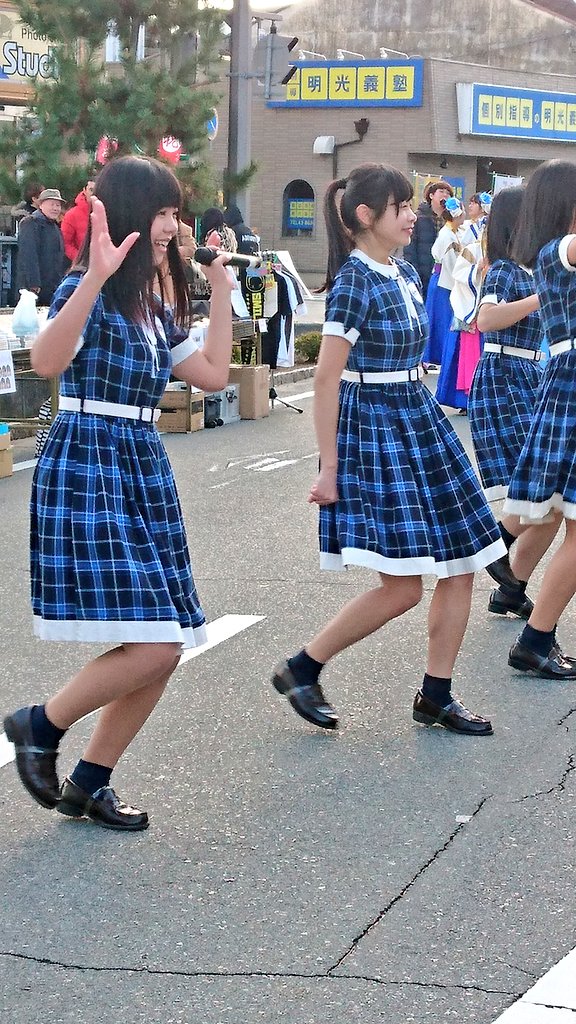 KOBerrieS 赤穂義士祭行って来ました！初めてですが高橋英樹さんKoBerrieS最高でした❕✨姫ちゃん可愛すぎです(*´ー｀*)💓♥❤✨美味しいものも食べれてよかったです(＾ω＾)💓✨ゆっくり帰ります🚗 #赤穂義士祭 #KOBerrieS https://t.co/FcaJlF0bXd