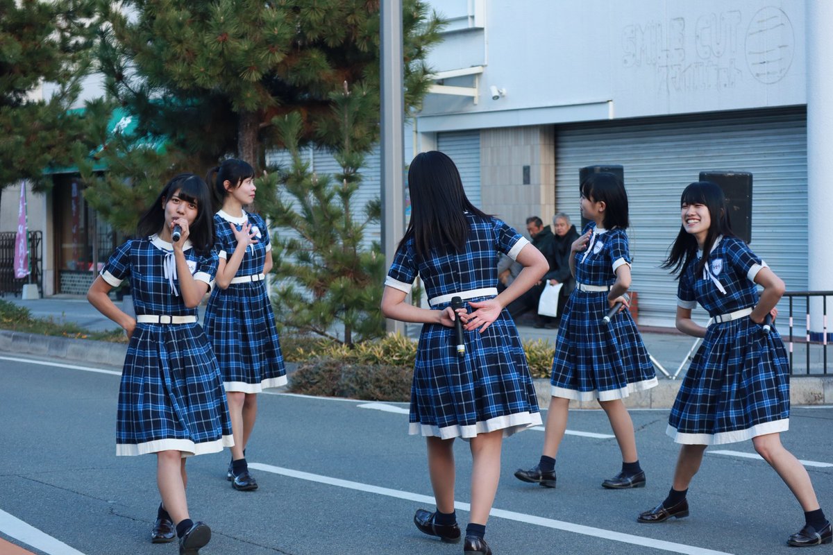KOBerrieS 昨日は赤穂義士祭にてKOBerrieS♪のライブを観てきました。好きな曲ばかりでとても癒された。#赤穂義士祭#KOBerrieS https://t.co/vPZUyWTzTg