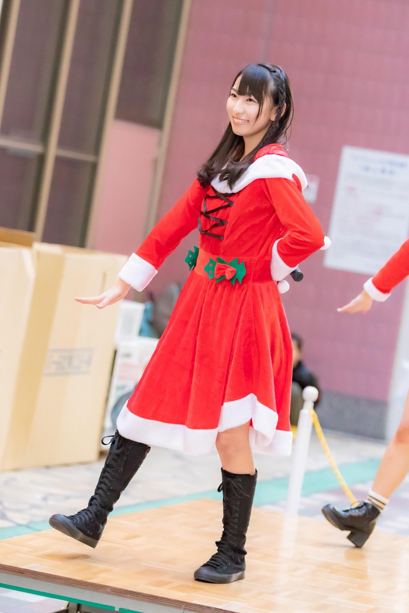 KOBerrieS 2018.12.15（土）『YENA☆&KOBerrieS♪クリスマスイベント』於：アスピア明石１階アトリウムコート明石のご当地アイドルYENA☆と神戸発のアイドルKOBerrieS♪のコラボイベント！その8KOBerrieS♪の「みいな」こと森島みなみさん#YENA#KOBerrieS#森島みなみ#タワーレコード明石店 https://t.co/Xu28E8mWS0