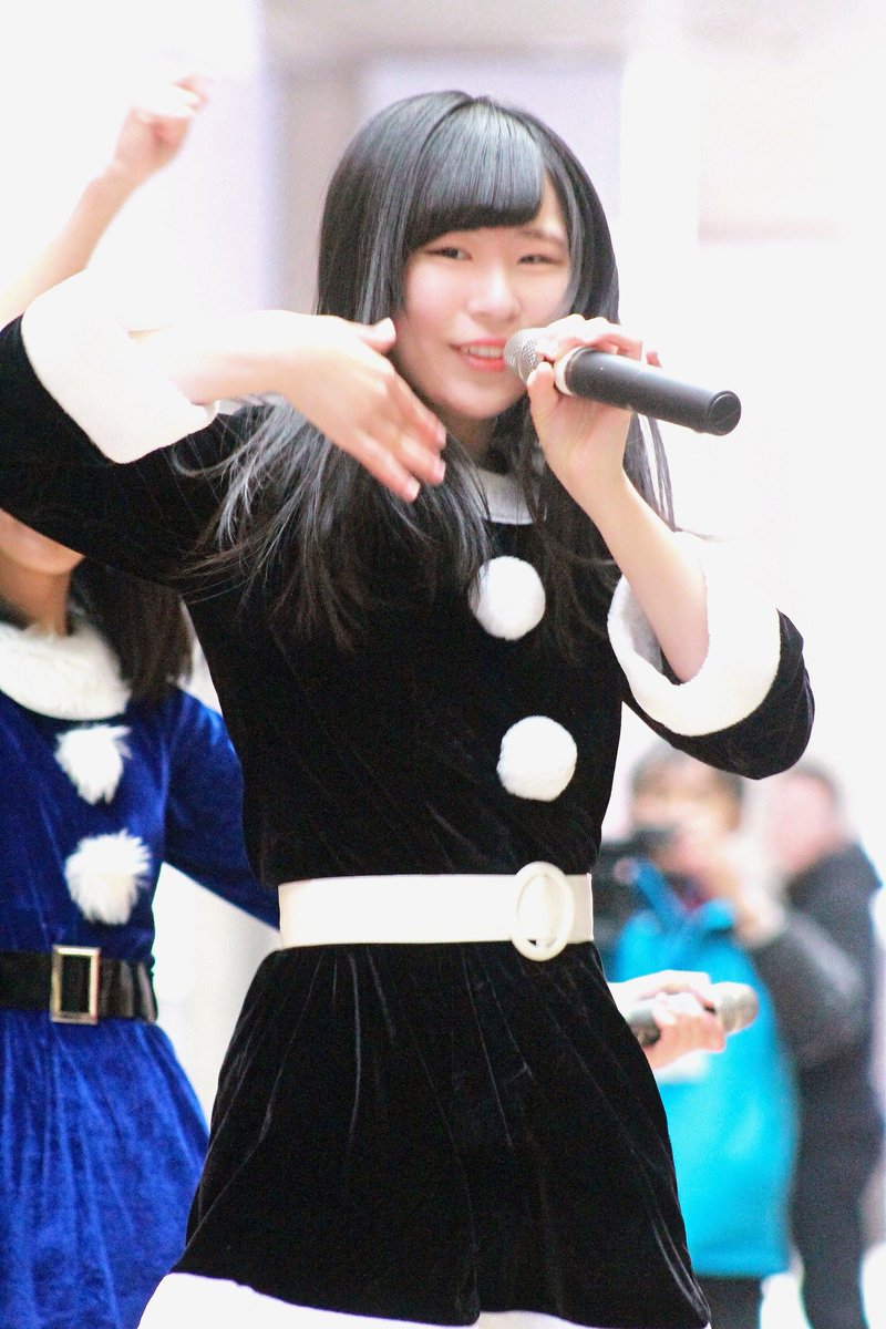 KOBerrieS タワレコ明石店present YENA ☆ KOBerrieS ♪ クリスマスライブKOBerrieS ♪ まぁちゃん！#KOBerrieS #黒谷真琴#タワレコ明石 https://t.co/5QpgwXjfur
