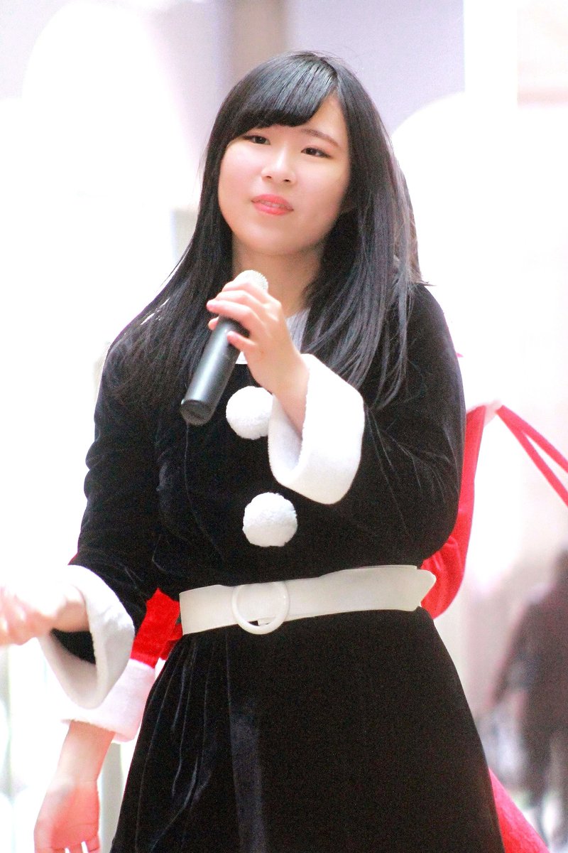 KOBerrieS タワレコ明石店present YENA ☆ KOBerrieS ♪ クリスマスライブKOBerrieS ♪ まぁちゃん！#KOBerrieS #黒谷真琴#タワレコ明石 https://t.co/e0g29DDtZP
