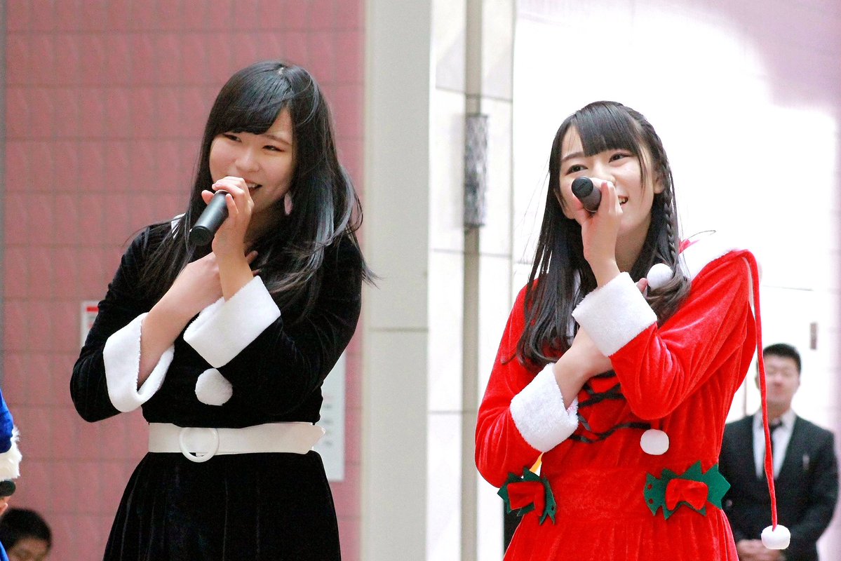 森島みなみ(みいな)の画像 KOBerrieS タワレコ明石店present YENA ☆ KOBerrieS ♪ クリスマスライブKOBerrieS ♪ まこみなコンビ！#KOBerrieS #黒谷真琴#森島みなみ#タワレコ明石 https://t.co/lU04d2lNMQ