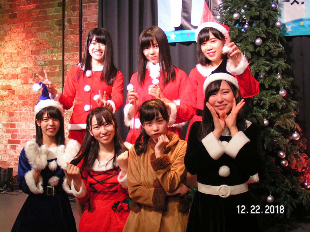 KOBerrieS KOBerrieS♪@K-WaveクリスマスSP。数えてみれば今年42回目のKOBerrieS♪のライブ。今日も楽しいライブをありがとう！#KOBerrieS♪ https://t.co/0Sp95X0EqY