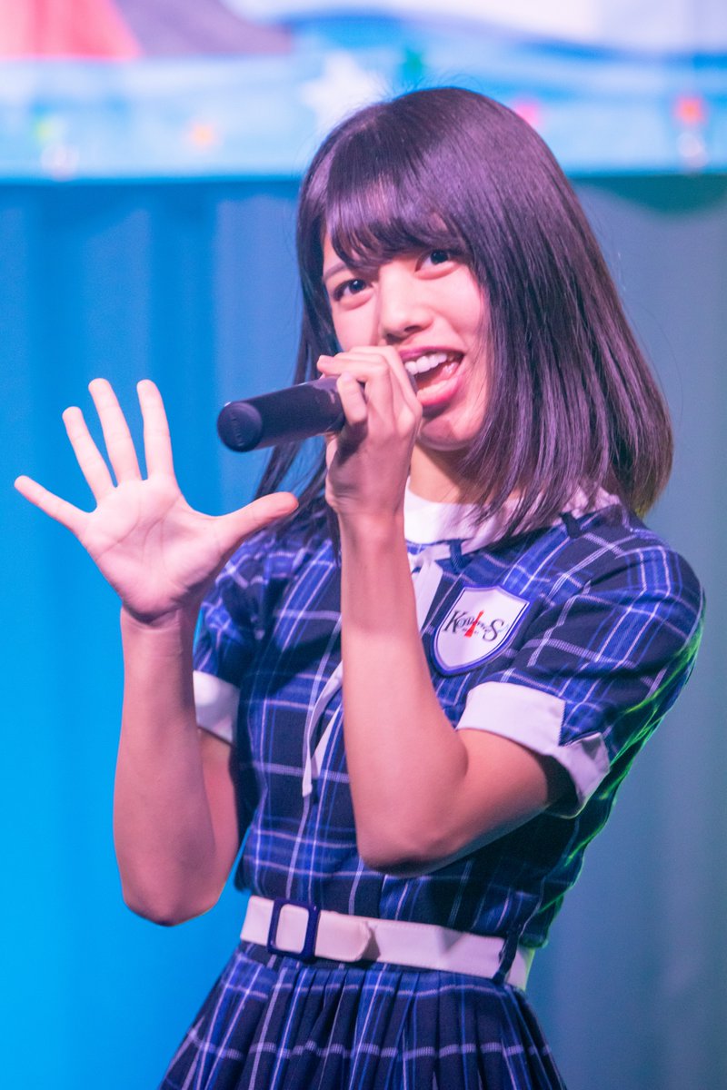 KOBerrieS 2018/12/22 Sea Side Season Live ファイナル クリスマスSP@神戸煉瓦倉庫 K-wave KOBerrieS♪ はるるからクリスマス限定特別クッキーもらっちゃいました。もったいなくて食べれません(食べるけど) #岡野春香 #はるる https://t.co/W8LJeXkMMz