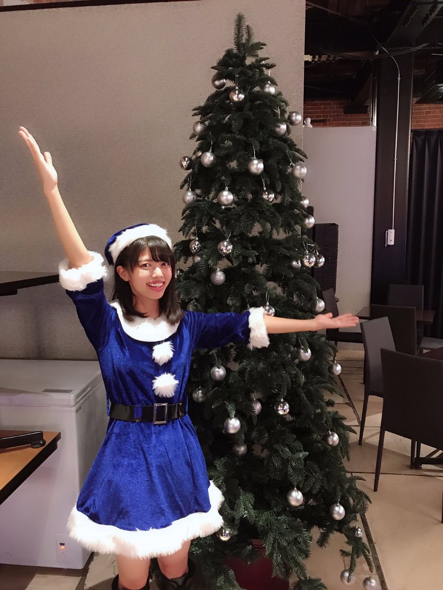 KOBerrieS #SSS ～クリスマス SP Live～@ K-waveさん遠方から来てくださった方が多くてめっちゃ嬉しかったです✨この1年で輪が確実に大きくなってるのをポートタワーの最後のハイタッチで実感しました💎雰囲気最高やったなぁ💭素敵なイヴイヴイヴをありがとうございました🎄💓#KOBerrieS♪ https://t.co/5gX54OOYLb