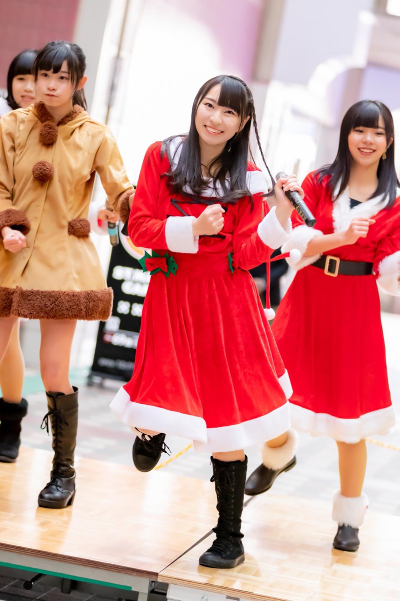 森島みなみ(みいな)の画像 KOBerrieS 2018.12.15（土）『YENA☆&KOBerrieS♪クリスマスイベント』於：アスピア明石１階アトリウムコート明石のご当地アイドルYENA☆と神戸発のアイドルKOBerrieS♪のコラボイベント！その37KOBerrieS♪の「みいな」こと森島みなみさん#KOBerrieS#コウベリーズ#森島みなみ#タワーレコード明石店 https://t.co/FctimIC5mU