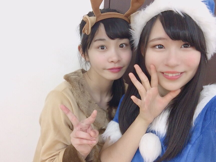 KOBerrieS 12/24 クリスマスイブSPライブ🎅✨みんな衣装シャッフルして、真琴は2年前の春香さんのサンタさん💙青って黒谷的に珍しい色やから新鮮で楽しかった！✨みんなと全身で撮ればよかったぁぁぁ😂笑って盛り上がってクリスマスにふさわしいライブになったと思います！ありがとうございました🙌🏻💕 https://t.co/KcFk4S3Jy9