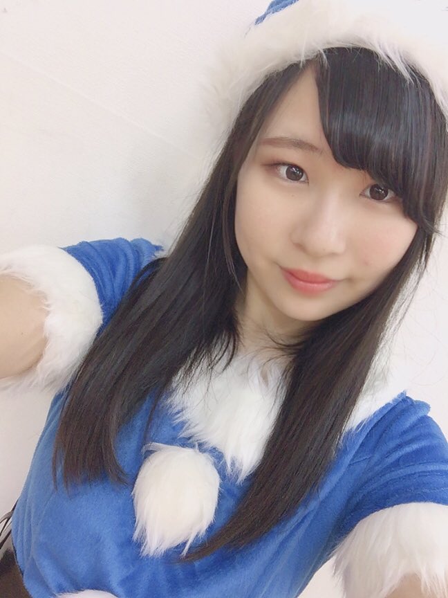 KOBerrieS 12/24 クリスマスイブSPライブ🎅✨みんな衣装シャッフルして、真琴は2年前の春香さんのサンタさん💙青って黒谷的に珍しい色やから新鮮で楽しかった！✨みんなと全身で撮ればよかったぁぁぁ😂笑って盛り上がってクリスマスにふさわしいライブになったと思います！ありがとうございました🙌🏻💕 https://t.co/KcFk4S3Jy9
