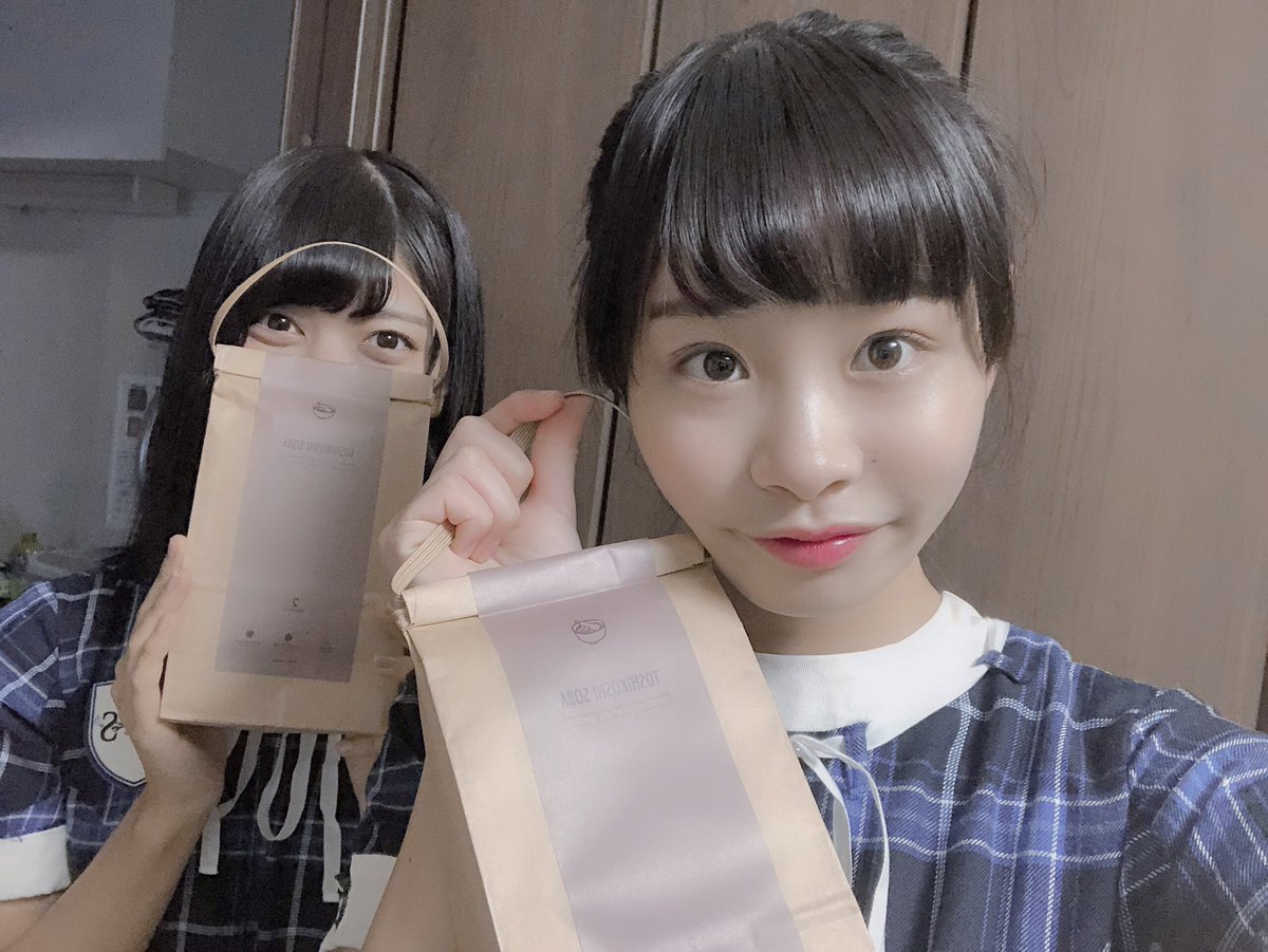 KOBerrieS 12/29歌居屋さんライブありがとうございました☺︎感謝の気持ち溢れてみんな好きや～って気持ち(;_;)とF or L とありがとう for youの流れで泣きそうなった😭いつもこれ伝えれば良かったとか後悔することが多いねんけど昨日は伝えれて良かった🥰2018年沢山会いに来てくれて本当にありがとう～😂💓 https://t.co/04bEUwO3qi