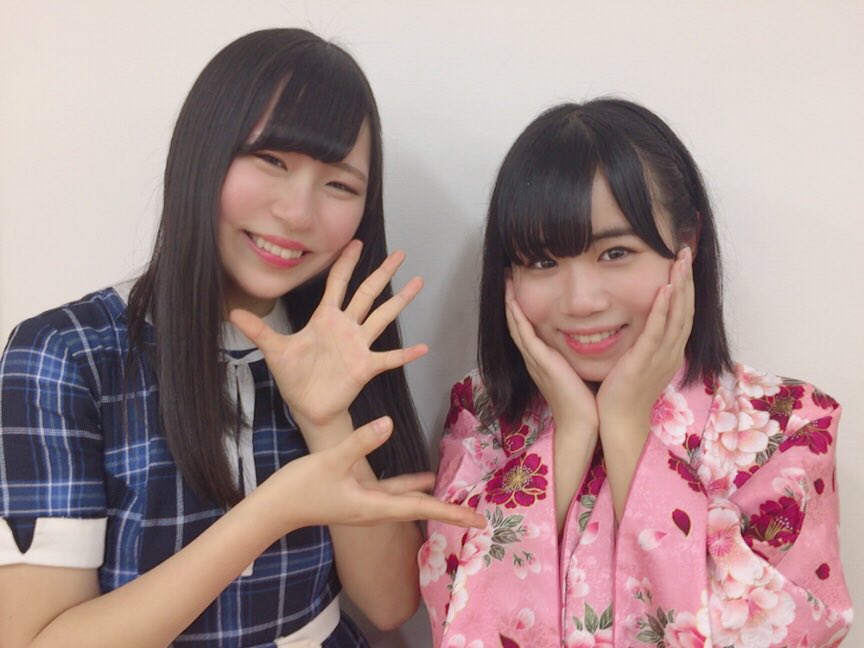 KOBerrieS 1/14 ② みなみ&優莉成人式イベント✨めっっっっちゃかわいかった♡💗普段見慣れないからこそ、たまに和服着た時の特別な可愛さってずるい！笑真琴はあと2年かぁ…2年後には2人みたいにしっかりした人になれてるように頑張ります💪🏻笑改めて成人おめでとう🎊✨ https://t.co/vW8qLIp0wq