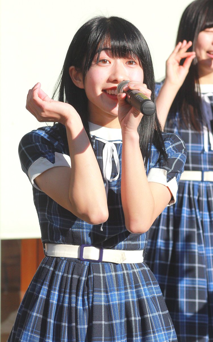 KOBerrieS はたちの献血キャンペーンミント神戸ステージイベントKOBerrieS ♪ おりさ！#KOBerrieS #花尾理彩#はたちの献血 #ミント神戸 https://t.co/0HmH4h4blZ