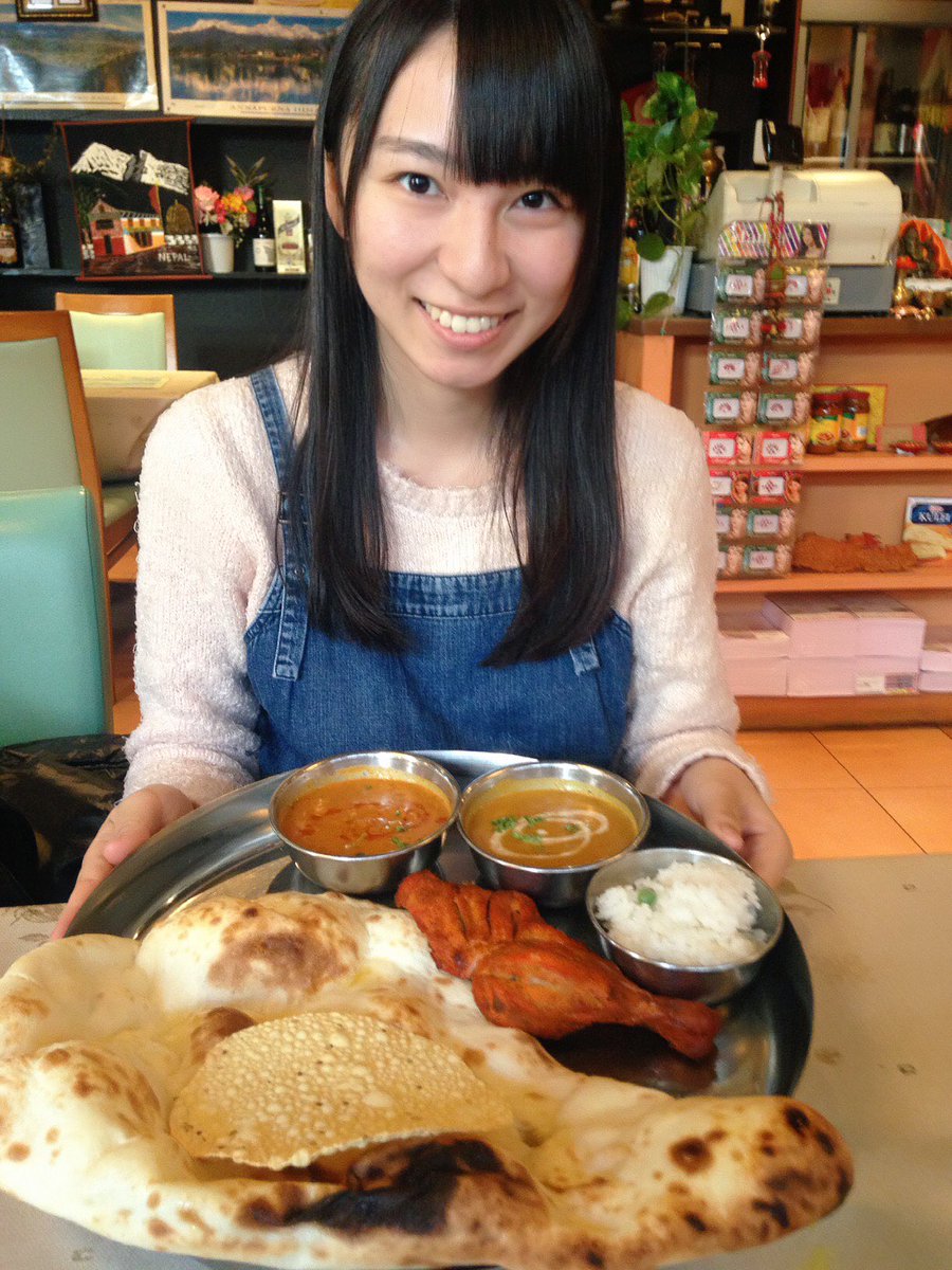 KOBerrieS 灘区紹介 No.22『INDRA MAHAL』🇮🇳ほんまもんのインドカレー🍛‼️好きな種類のカレーを選べて、サービスでスープもらっちゃった♡みなみは、Cセットで、チキンカレーと本日のカレー（豆カレー）を食べたよ♪店員さんがインドの方なの😊美味しかったぁ💓#インドラマハール#神戸 #灘区 #六甲道 https://t.co/75b8pGNV38