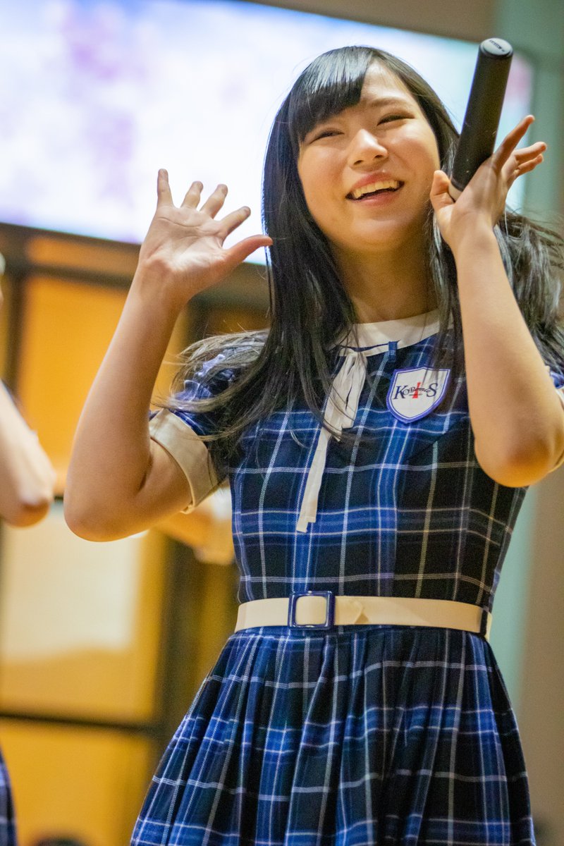 KOBerrieS 2019/1/17 震災復興フリーライブONEHEART@神戸新長田1番街商店街 KOBerrieS♪ まぁちゃんのえくぼがかわいいので商標登録したい(意味不明) #黒谷真琴 #まぁちゃん https://t.co/7PmjMsEwzy