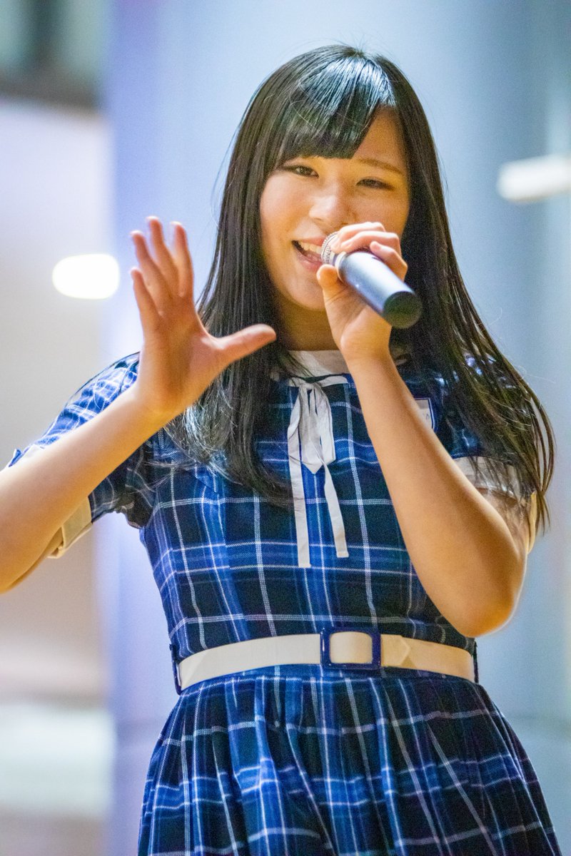 KOBerrieS 2019/1/17 震災復興フリーライブONEHEART@神戸新長田1番街商店街 KOBerrieS♪ まぁちゃんのえくぼがかわいいので商標登録したい(意味不明) #黒谷真琴 #まぁちゃん https://t.co/7PmjMsEwzy