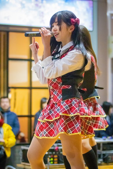 2019/1/17 震災復興フリーライブONEHEART@神戸新長田1番街商店街 SO.ON project
#花城沙弥 やっぱり花城さん推してしまいますね。コウベリにはない激しいダンスを見て、彼女の魅力を再発見しました。無限の可能性を持ってるな...
#SOONPROJECT https://t.co/A4Sm7DZq45