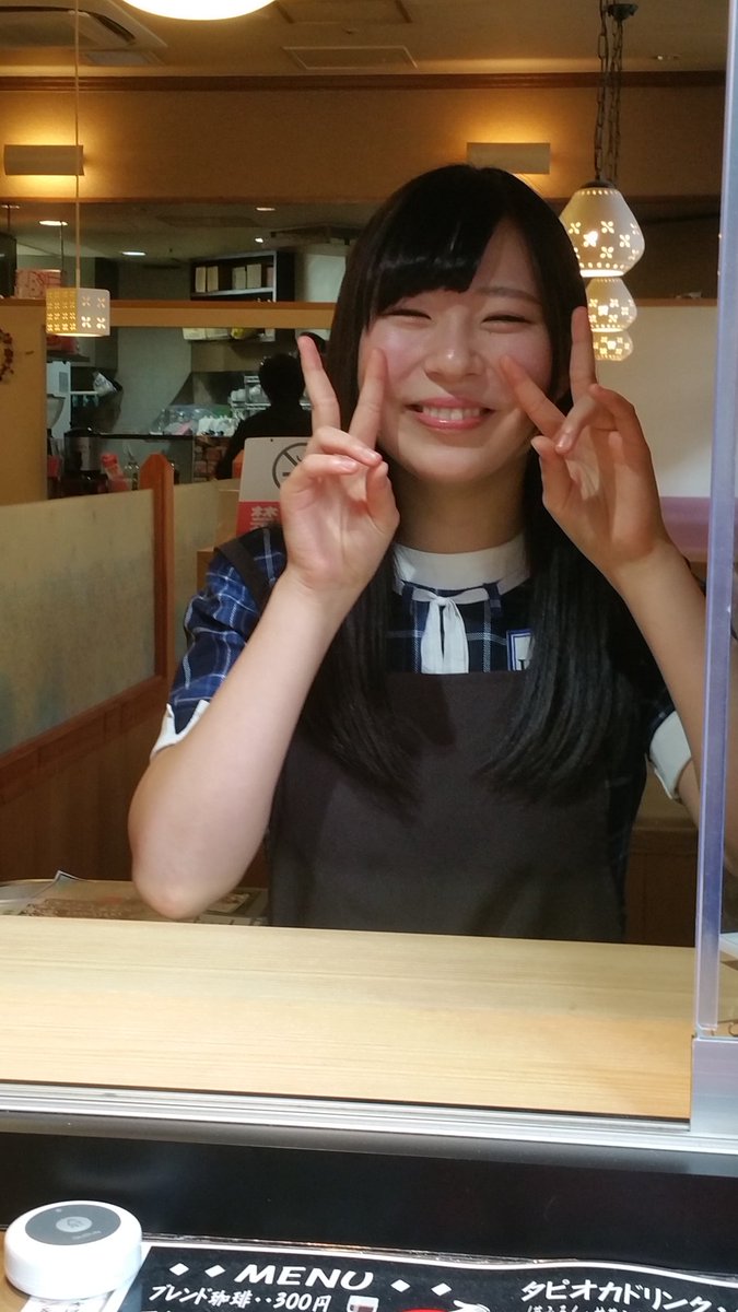 KOBerrieS 日本勝ったから可愛い黒谷店長の写真貼っとく😋おやすみかん🍊 https://t.co/UPnu2Qsa2G