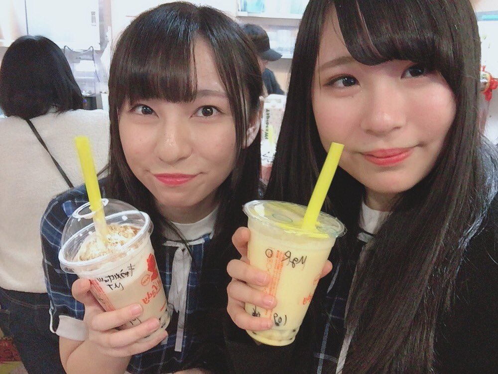 森島みなみ(みいな)の画像 KOBerrieS 早起きさん〜今から髪の毛セットしようと思ったけど雨やん！！☔️なんとかせな…笑笑今日も1日頑張りまぁちゃん🙆🏻‍♀️ https://t.co/swrdX2eZc9
