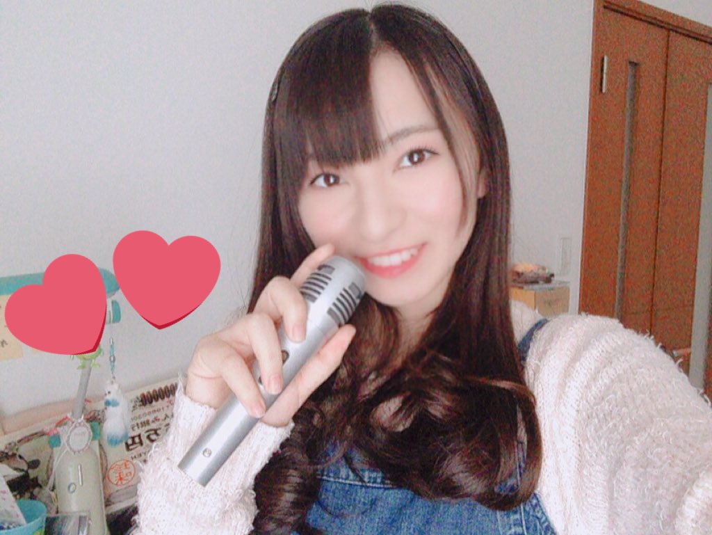 KOBerrieS 100均で買ったおもちゃって何日間ぐらい遊ぶ？笑１日で飽きるみなみでも唯一、１年ぐらいほぼ毎日使ってる100均のおもちゃがこれ。💕毎日、モノマネしたり、気持ちよく歌ったりしてますwこれは買ってよかった〜って初めて思った100均のおもちゃかもしれん😆👍笑おやすみいな🌙.*° https://t.co/dLcxKQ6cmJ