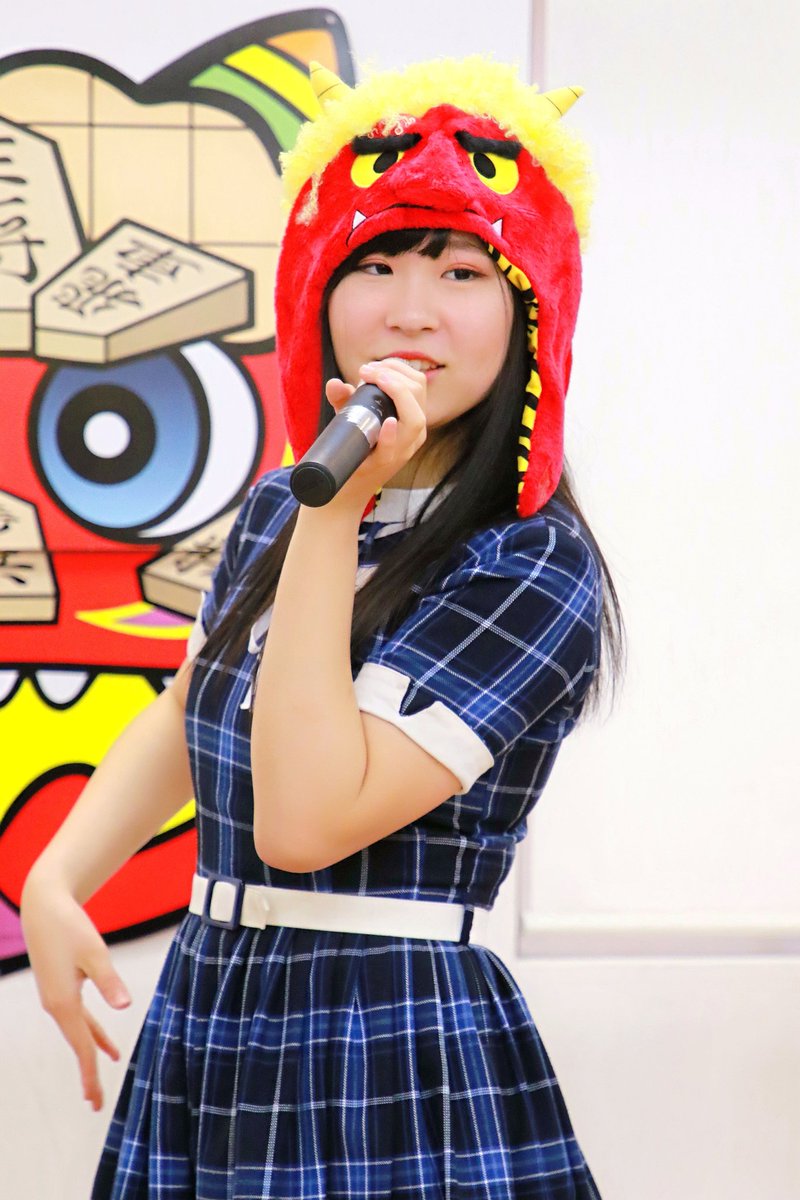 KOBerrieS 新長田大節分祭KOBerrieS ♪ まぁちゃん！やはりコウベリのゆるキャラ被り物が似合います❗#KOBerrieS #黒谷真琴 https://t.co/SFro4gUShA