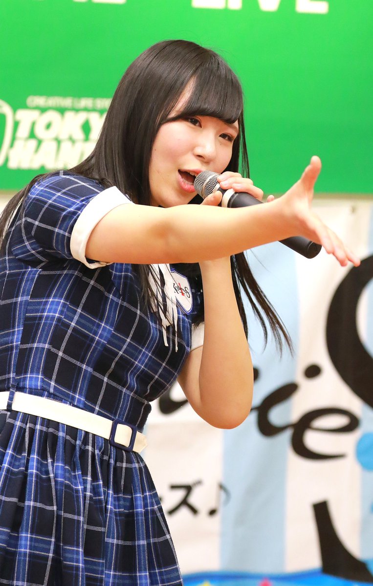 KOBerrieS 東急ハンズ三宮店KOBerrieS ♪ スペシャルライブまぁちゃん！#KOBerrieS #黒谷真琴#東急ハンズ三宮店 https://t.co/1arzJlSyrH