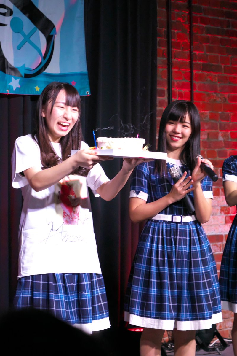 森島みなみ(みいな)の画像 KOBerrieS 第2回定期公演『#KOBerrieS♪ Marine Party vol.2』&森島みなみ副キャプテン20th生誕祭  （2019/2/10　神戸煉瓦倉庫K-wave）昨年より大勢の人でお祝いできてよかったです。みなみさんに、耳かきを手に入れていないと言われたので、やはり耳かきもプレゼントしました。#森島みなみ さん https://t.co/8VSuQiAt7w