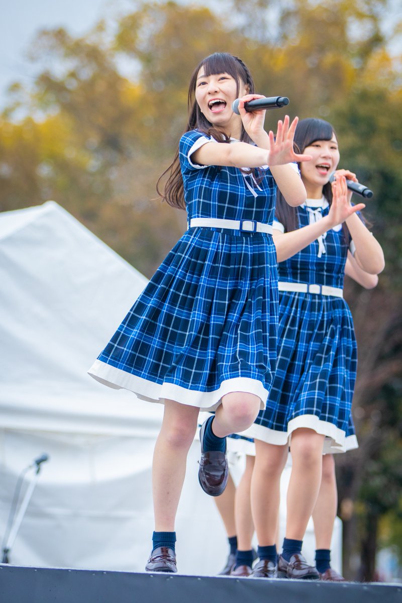 KOBerrieS 2019/2/11 ひめじSubかる☆フェスティバル2019@姫路大手前公園 KOBerrieS♪ 昨日20歳になったばかりのみいな。おめでとう〜(プレゼントあげてないけどw) 顔立ちがハタチになってました(気のせい) でも知ってた?20過ぎると歳をとる速度が上がる(と怖いことを言う) #森島みなみ #みいな #ひめじSubかる https://t.co/cjRdBIG1ui