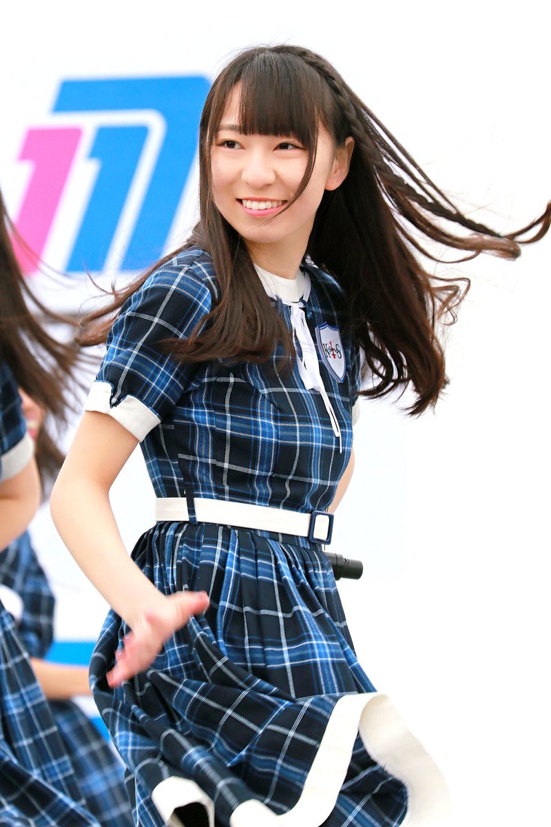 KOBerrieS ひめじSub かるフェスティバルアイドルステージKOBerrieS ♪ 前日に二十歳の誕生日のみいな！ポートタワーからスタート❗#KOBerrieS #森島みなみ#ひめじsubかるフェスティバル https://t.co/0UyeRTrYxh
