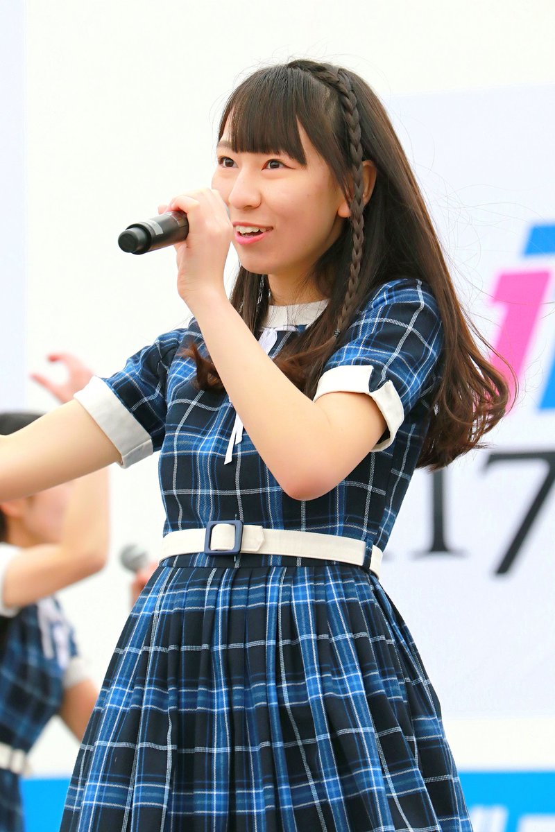 森島みなみ(みいな)の画像 KOBerrieS ひめじSub かるフェスティバルアイドルステージKOBerrieS ♪ 前日に二十歳の誕生日のみいな！ポートタワーからスタート❗#KOBerrieS #森島みなみ#ひめじsubかるフェスティバル https://t.co/0UyeRTrYxh