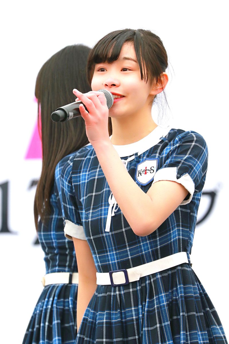 KOBerrieS ひめじSub かるフェスティバルアイドルステージKOBerrieS ♪ ひめ！この日は卒業したアイドルさんがまたステージにたったり一緒に応援してた子がステージにたったりと感慨深い日になりました、ひめちゃんもその１人です❗#KOBerrieS #大出姫花#ひめじsubかるフェスティバル https://t.co/QMbU160Yrb