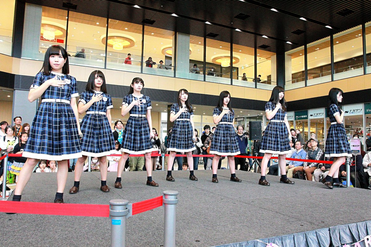 KOBerrieS 明石市民広場アイドルひな祭りKOBerrieS ♪ ステージ！見れなかった人に少しでも雰囲気が伝われば⁉️#KOBerrieS #明石市民広場#アイドルひな祭りin明石 https://t.co/hR0APF2taD