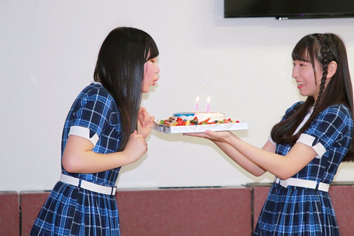 森島みなみ(みいな)の画像 KOBerrieS 新長田歌居屋KOBerrieS ♪ 黒谷真琴生誕祭、Happy birthday が流れてお誕生日ケーキ🎂の登場！#KOBerrieS #黒谷真琴生誕祭 https://t.co/00ICrYRGSq