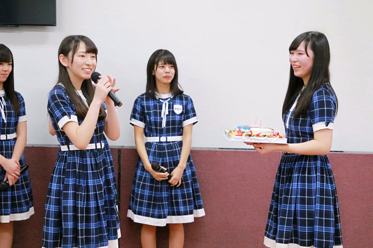 KOBerrieS 新長田歌居屋KOBerrieS ♪ 黒谷真琴生誕祭さーや、ひめ、みいなと一言メッセージ、やっぱり同期のみなみちゃんまぁちゃんいじって会場を笑いに❗#KOBerrieS #黒谷真琴生誕祭 https://t.co/NcOqEr3AGq