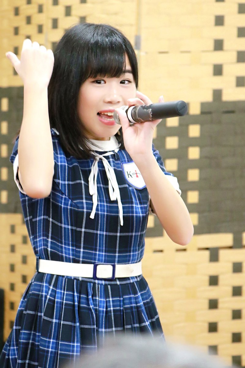 KOBerrieS 新長田歌居屋KOBerrieS ♪ 黒谷真琴生誕祭ライブゆり！#KOBerrieS #小形優莉 https://t.co/ayMdxkGStG