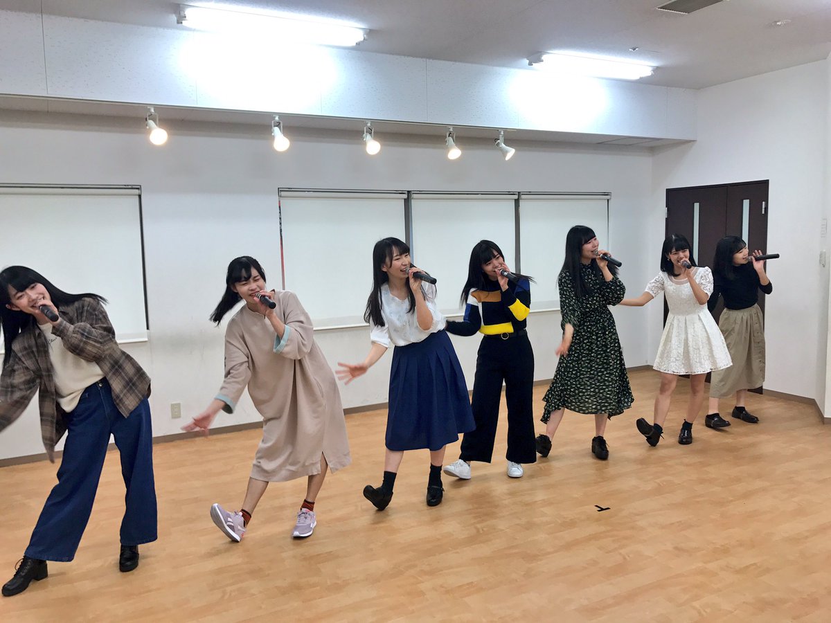 KOBerrieS 第1部終了しました👏メンバーの私服好評です♡📆3月23日(土) 『7人最後の私服ライブ』🚩新長田レンタルスタジオ👉https://t.co/RGpdmxIpEJ…第2部は16:00〜💰男性 ¥2,000 女性 ¥1,000皆様のお越しをお待ちしています⚓︎🚢 https://t.co/blDn9FmnrY