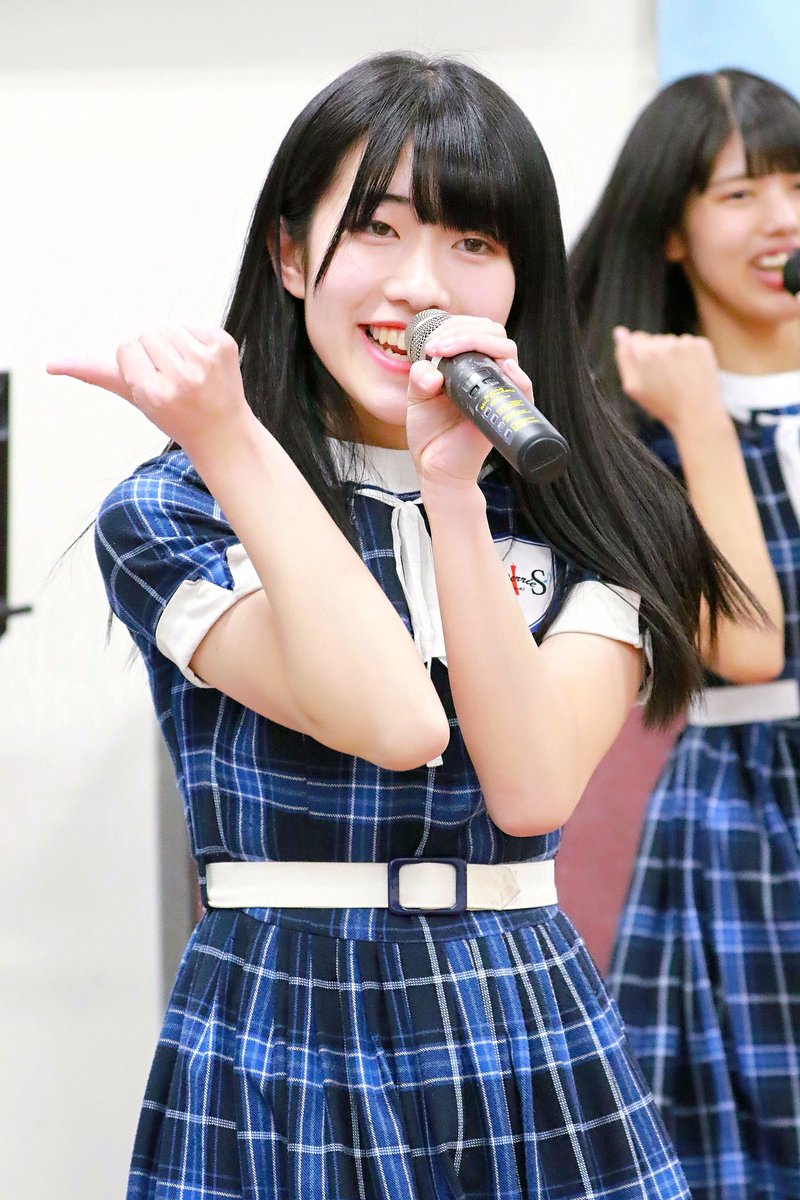 KOBerrieS KOBerrieS♪7人最後の歌居屋ライブおりさ！#KOBerrieS #花尾理彩#歌居屋 https://t.co/1HrYVGHbeZ