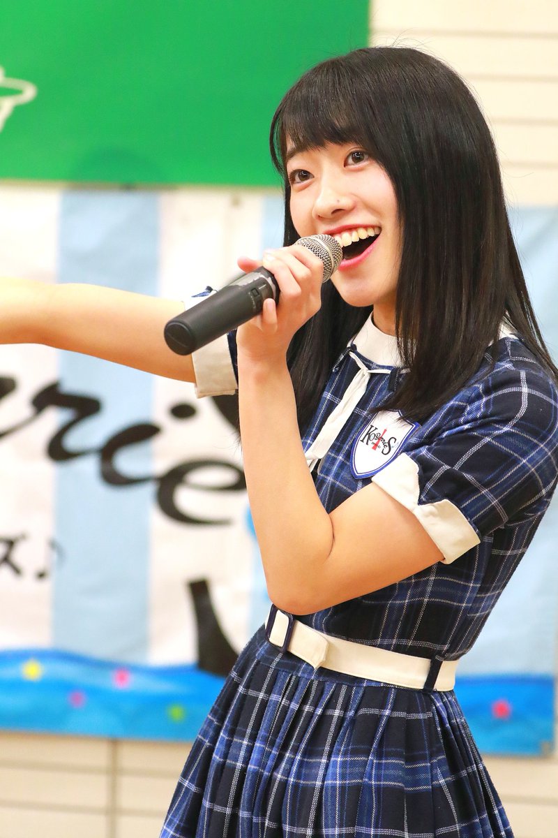 KOBerrieS 令和元年初日東急ハンズ三宮KOBerrieS ♪ ライブおりさ❗#KOBerrieS #花尾理彩#東急ハンズ三宮店 https://t.co/myqdFVMesz