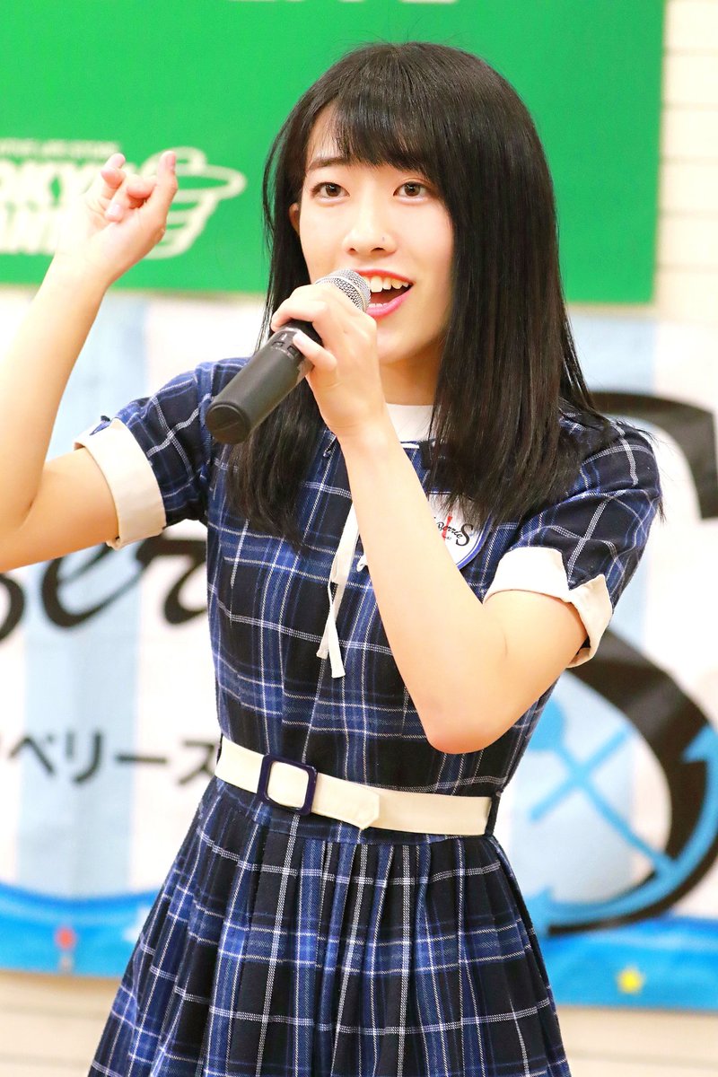 KOBerrieS 令和元年初日東急ハンズ三宮KOBerrieS ♪ ライブおりさ❗#KOBerrieS #花尾理彩#東急ハンズ三宮店 https://t.co/FO0uvgPxYP