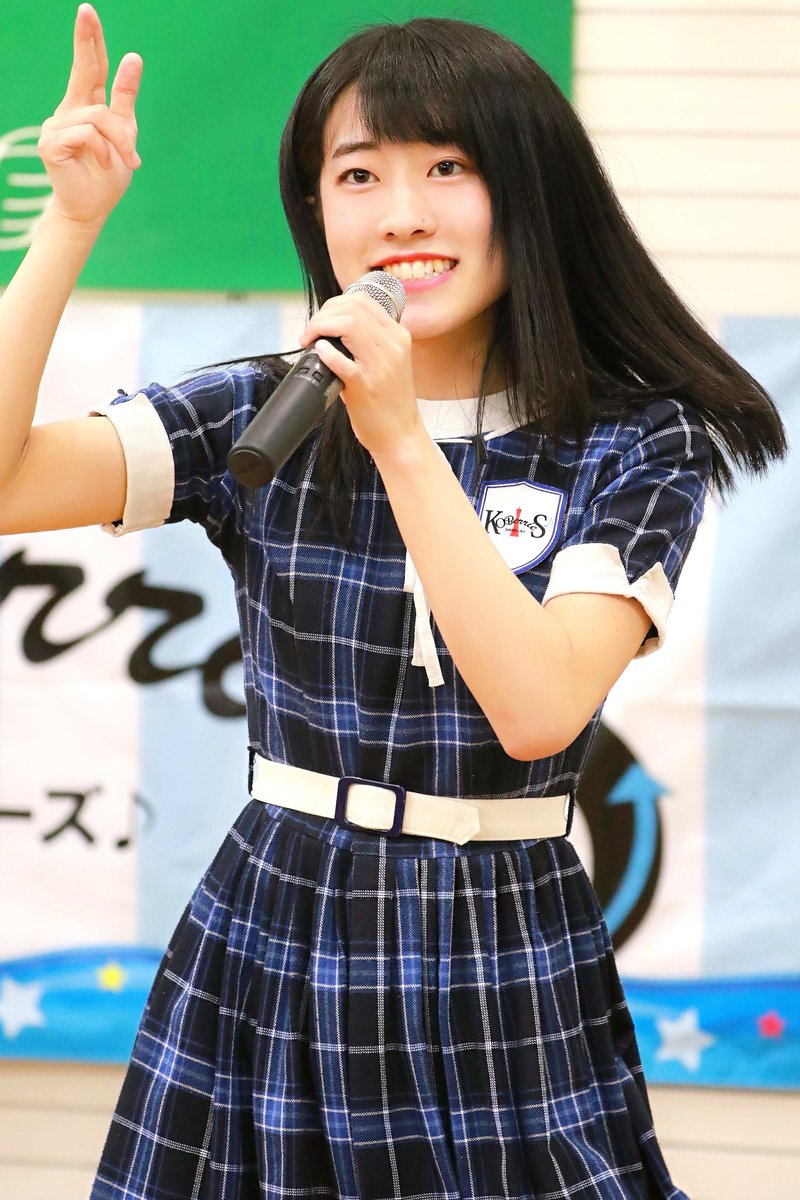KOBerrieS 令和元年初日東急ハンズ三宮KOBerrieS ♪ ライブおりさ❗#KOBerrieS #花尾理彩#東急ハンズ三宮店 https://t.co/Q11nxkFmAi