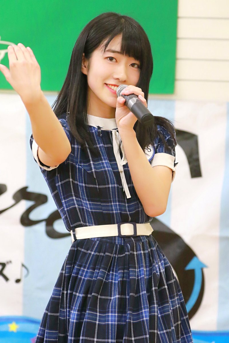 KOBerrieS 令和元年初日東急ハンズ三宮KOBerrieS ♪ ライブおりさ❗#KOBerrieS #花尾理彩#東急ハンズ三宮店 https://t.co/Q11nxkFmAi