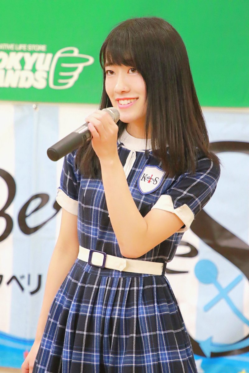 KOBerrieS 令和元年初日東急ハンズ三宮KOBerrieS ♪ ライブおりさ❗#KOBerrieS #花尾理彩#東急ハンズ三宮店 https://t.co/qzU8hrrYvX