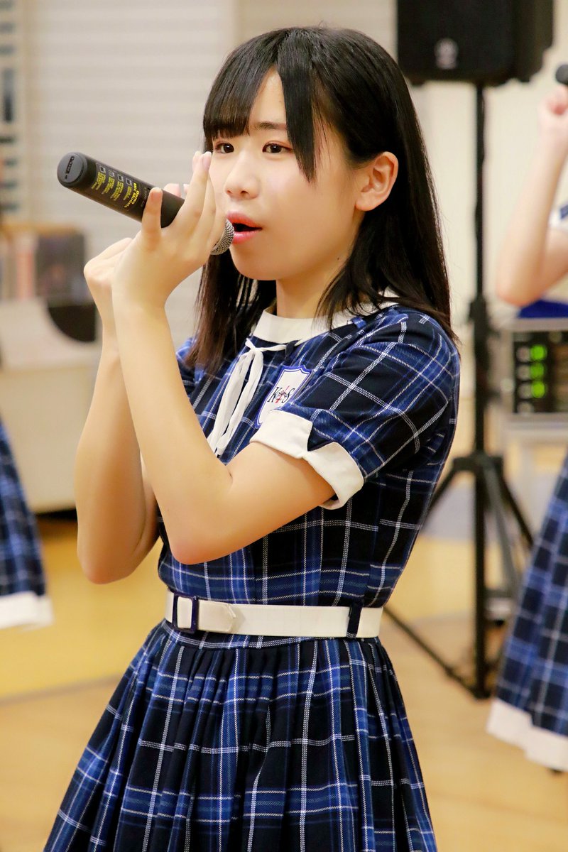 KOBerrieS 令和元年初日東急ハンズ三宮KOBerrieS ♪ ライブゆり❗#KOBerrieS #小形優莉#東急ハンズ三宮店 https://t.co/Oqbx9hLXWW